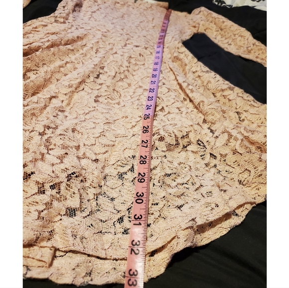 H&M Lace Dress in Blush Pink - Picture 7 of 7